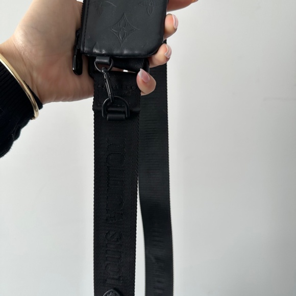Unisex Louis Vuitton Duo Messenger All black - Picture 9 of 11